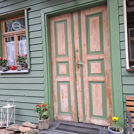 Dorfgalerie Lahntal شقة